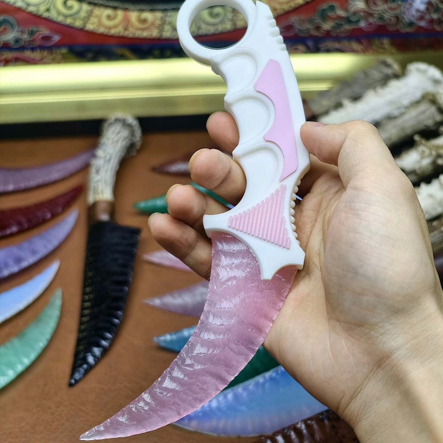 The Sakura Bloom | Pink Cat's Eye Curved Decor