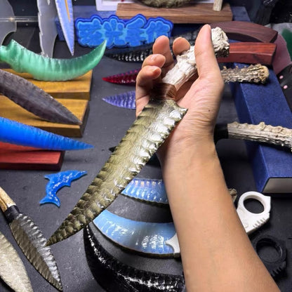 The Pharaoh's Gold | Hand-Knapped Golden Sheen Sculpture