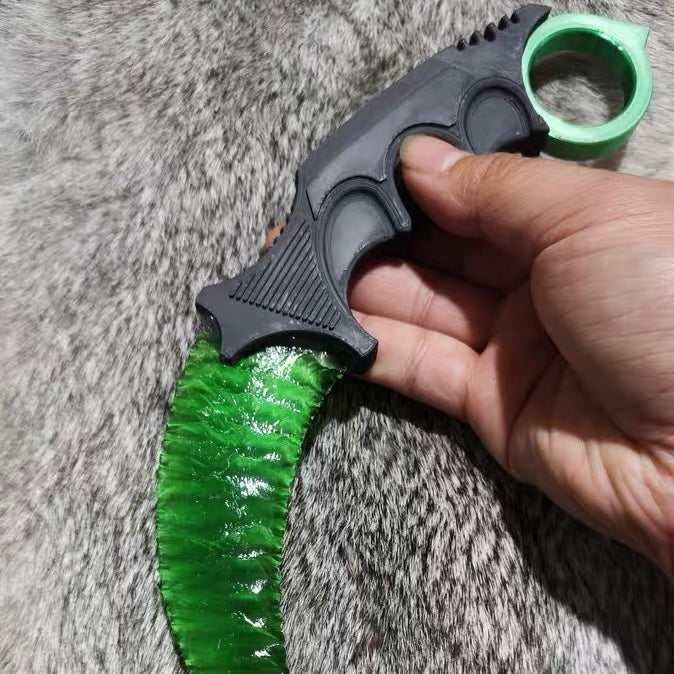 The Emerald Serpent | Green Curved Ornament